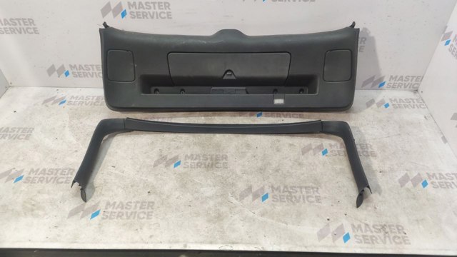 Обшивка кришки багажника 4L0867608 VAG