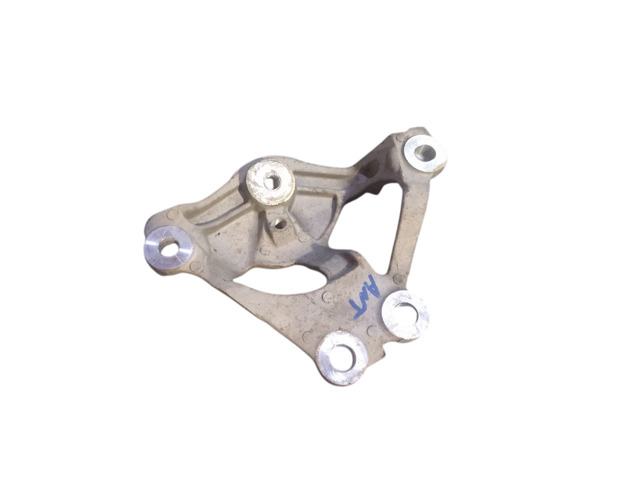 Кронштейн передньої балки 50280SMGE02 HONDA