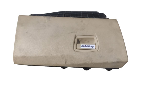 Кришка ящика рукавички (бардачка) 51169173907 BMW
