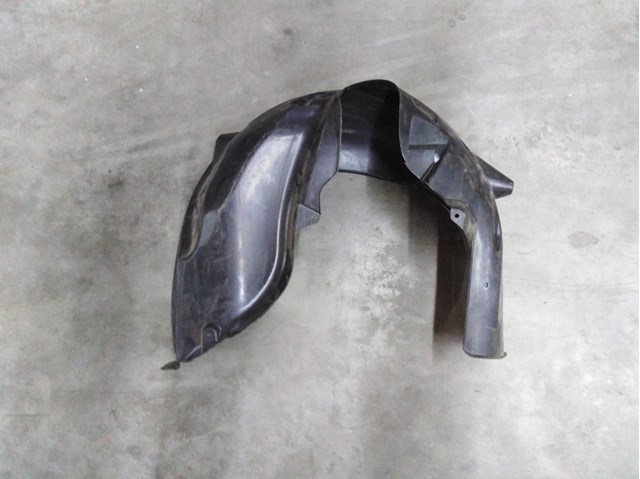 Підкрилок задній правий 51717033752 BMW