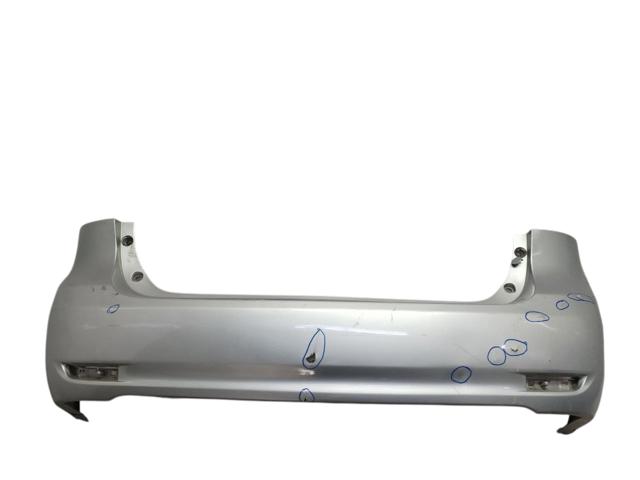 Бампер задній 5215905907 TOYOTA