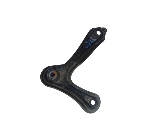 Кронштейн передньої балки 5225842010 TOYOTA