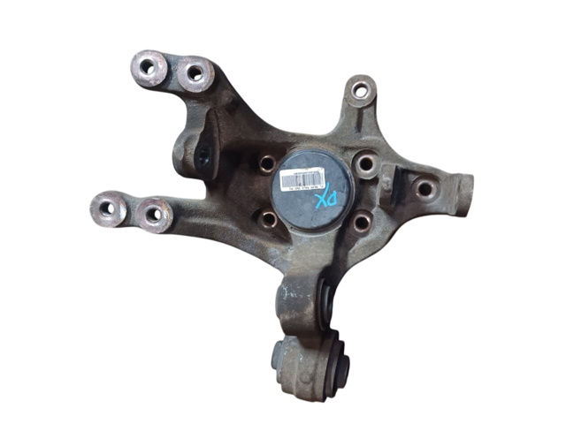 Цапфа поворотна права 527202S000 HYUNDAI
