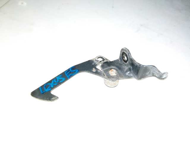 Замок капота 5351033240 TOYOTA