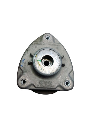 Кріплення переднього амортизатора 543205DA0A NISSAN