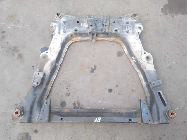 Передня балка 544003NM0A NISSAN