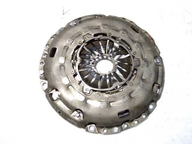 Корзина зчеплення 55576088 OPEL
