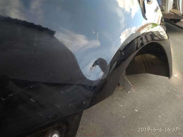 Крило заднє праве 561809844 VAG