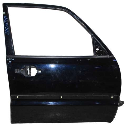 Пасажирські передні двері 5700A686 MITSUBISHI