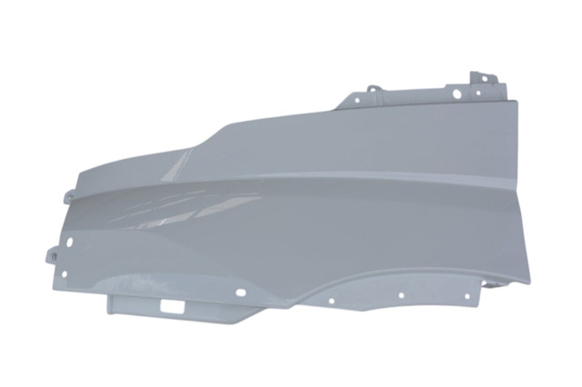 Переднє ліве крило 5802382341 IVECO