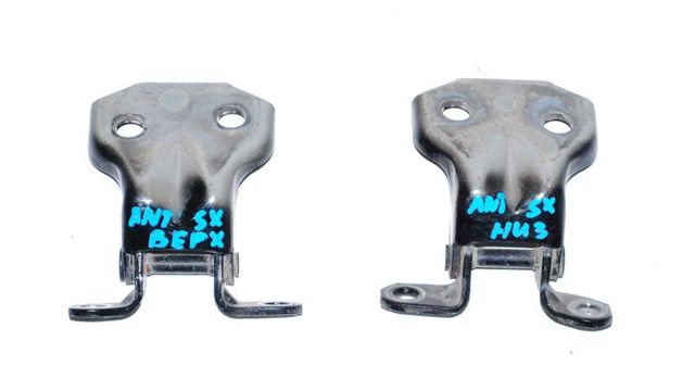 Петля передніх дверей права 60079AG010 SUBARU