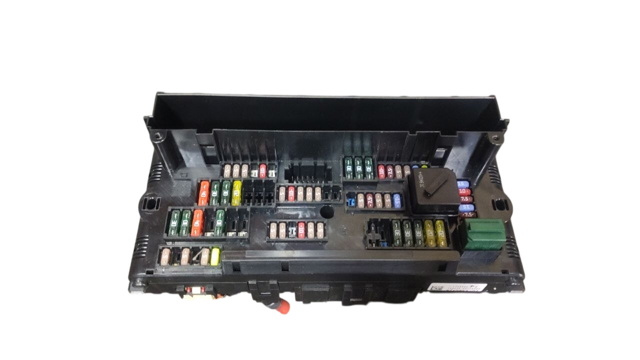 Реле запобіжників 61149210863 BMW