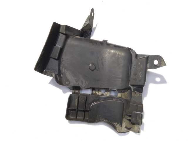 Щиток брудозахисний передньої арки крила 638307689R RENAULT