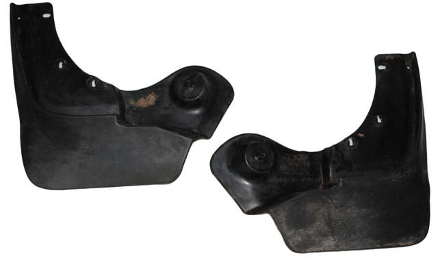 Комплект передніх бризковиків 638537420R RENAULT