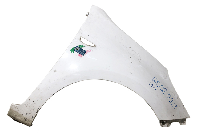 Переднє праве крило 663211J000 HYUNDAI