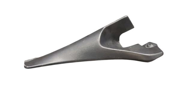 Заглушка жабо збоку 668224513R RENAULT