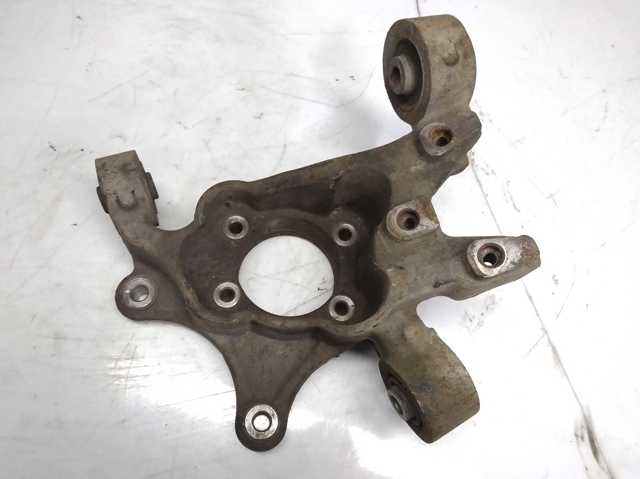Цапфа поворотного кулака 68083244AE CHRYSLER