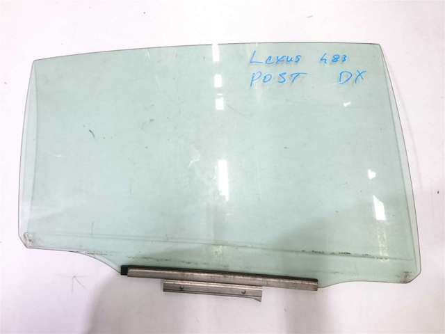 Скло заднє праве 6810330680 TOYOTA