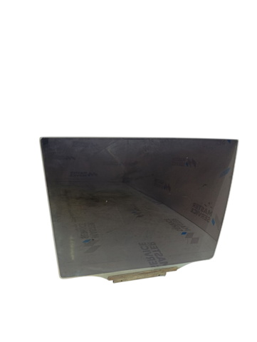 Скло заднє праве 6811360221 TOYOTA