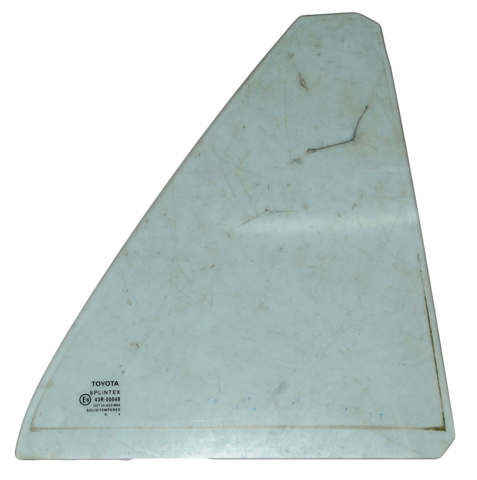 Скло кутове дверей задніх 6812305070 TOYOTA