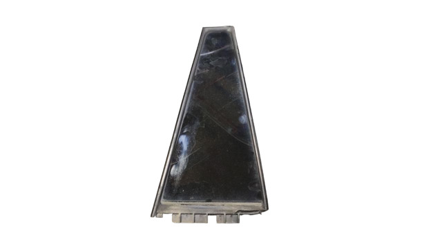Задня кватирка права 6812342110 TOYOTA