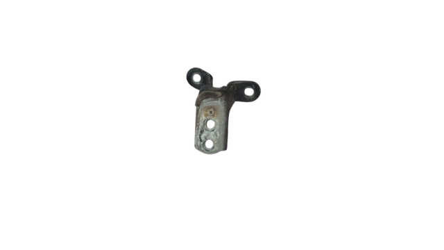 Петля передніх дверей, правих 6871002070 TOYOTA