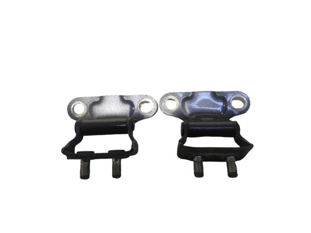 Петля третіх/п'ятих дверей 68810F4010 TOYOTA