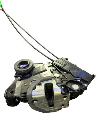 Замок дверей водія 690400D140 TOYOTA