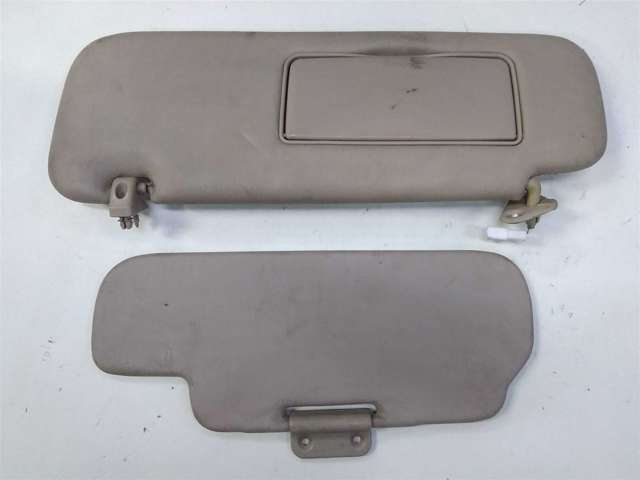 Козирок сонцезахисний Toyota Land Cruiser J10