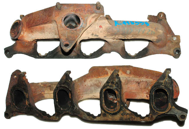 Газопроводи (колектор випускний) Renault Trafic II