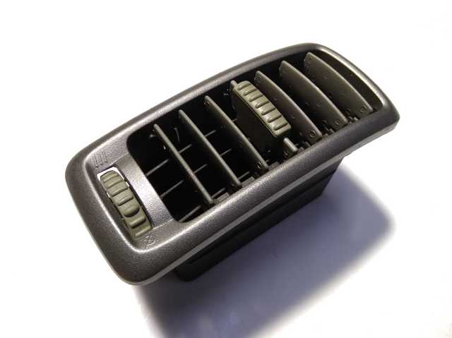 Решітка повітропровода 7701054458 RENAULT