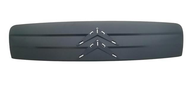 Решітка радіатора 7804N3 PEUGEOT