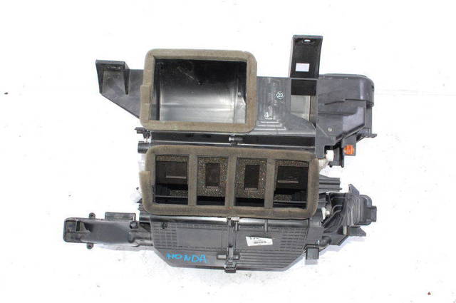 Корпус вентилятора пічки (опалювача салону), в зборі 79305SWWE41 HONDA