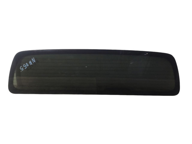 Скло заднє 79700EB300 NISSAN