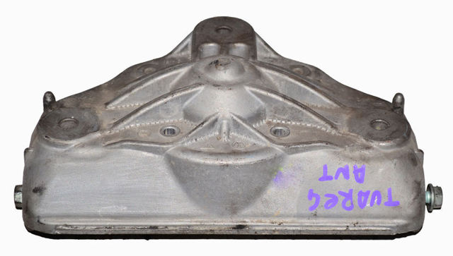 Кріплення переднього амортизатора 7L0412391E VAG