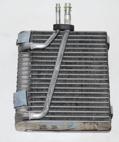 Корпус радіатора кондиціонера (салонний випарник) 7L0819087K VAG