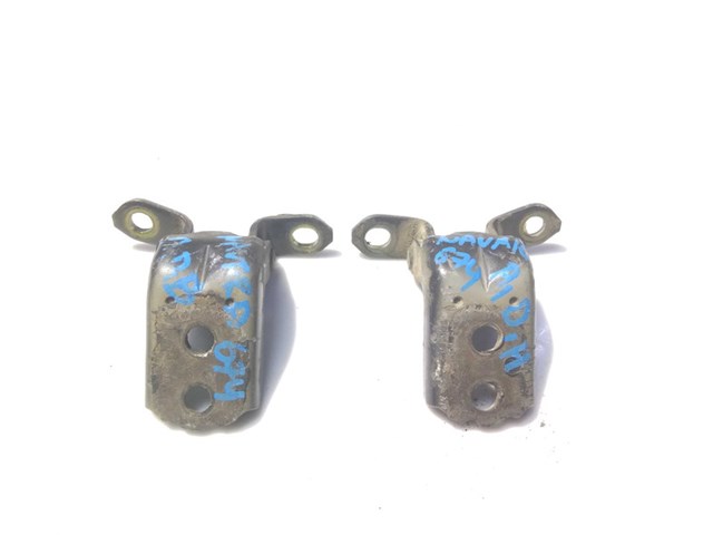 Петля водійських дверей 80401ZP80A NISSAN