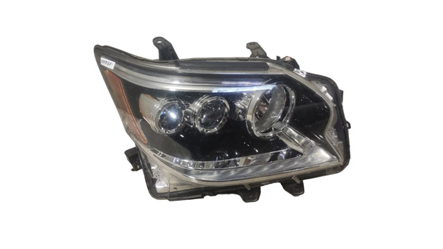 Фара комбінована, передня 8114560G20 TOYOTA