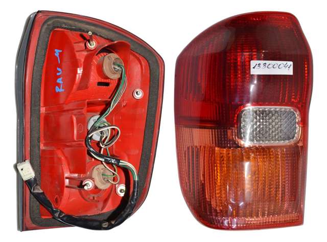 Задня ліва фара 8156142060 TOYOTA