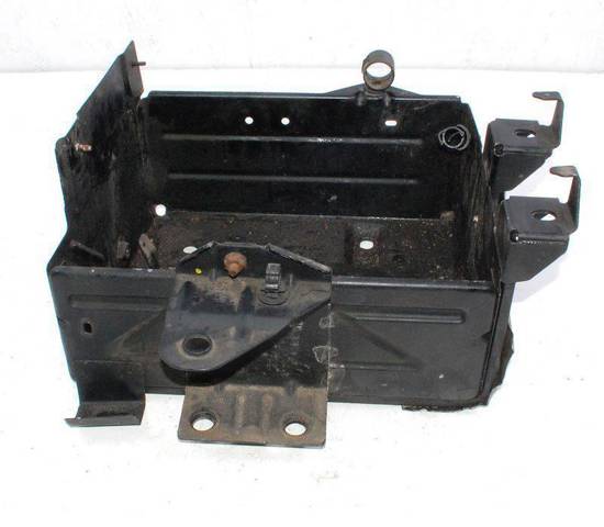 Піддон акумулятора(АКБ) 8200138875 RENAULT