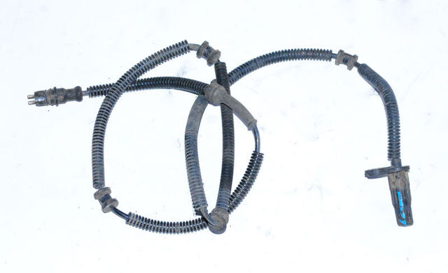 Датчик АБС (ABS) передній 8200274800 RENAULT