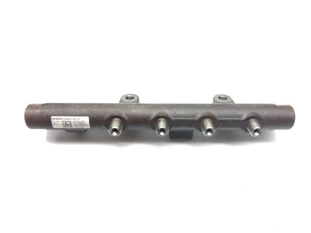 Рампа форсунок системи упорскування палива 8200296867 RENAULT