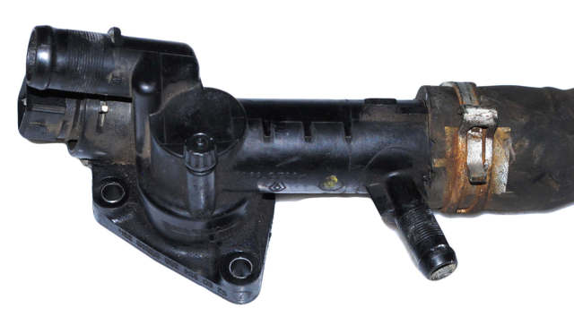 Фланець термостата 8200400554 RENAULT