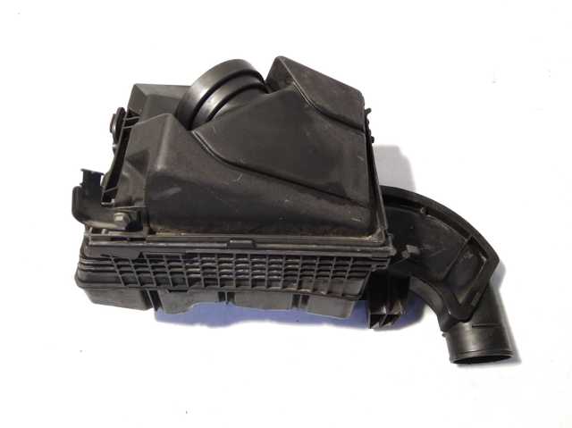 Корпус повітряного фільтра 8200545836 RENAULT