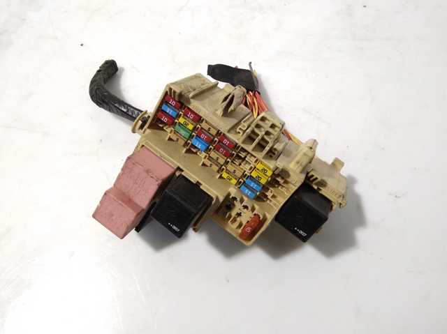 Корпус запобіжників 8200574970 RENAULT