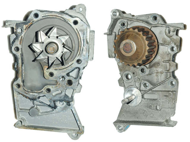 Помпа водяна, (насос) охолодження 8200582675 RENAULT
