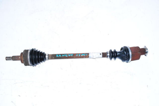 Привід передній правий 8200613816 RENAULT