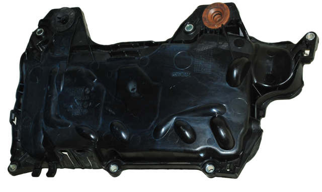 Кришка двигуна декоративна 8200672464 RENAULT