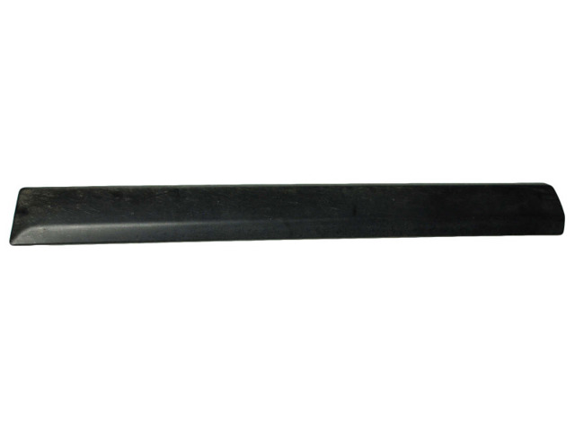 Молдинг передніх правих дверей 8200735139 RENAULT