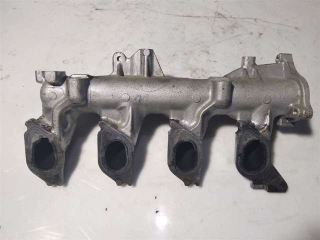 Колектор впускний 8200780072 RENAULT